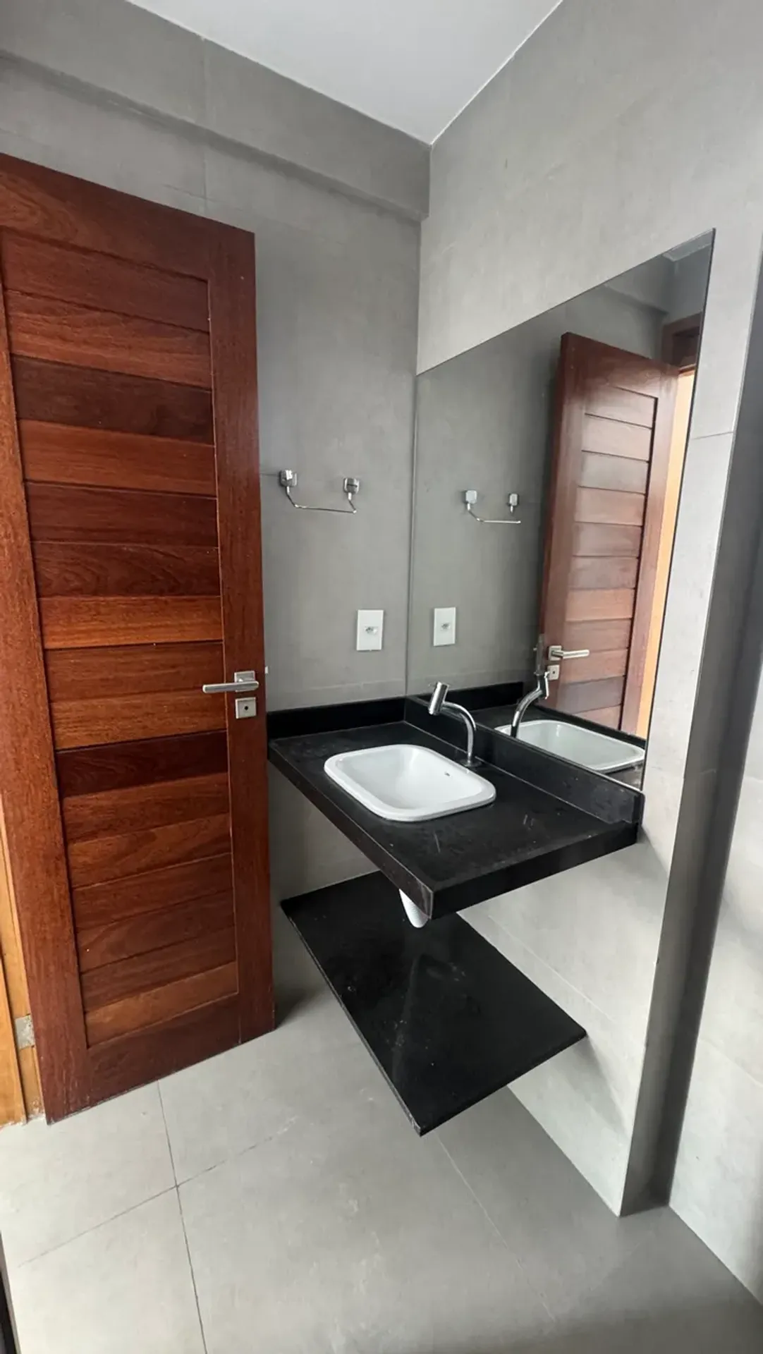 2-bedroom apartment, 1 with its own bathroom, 62 m² — photo 5
