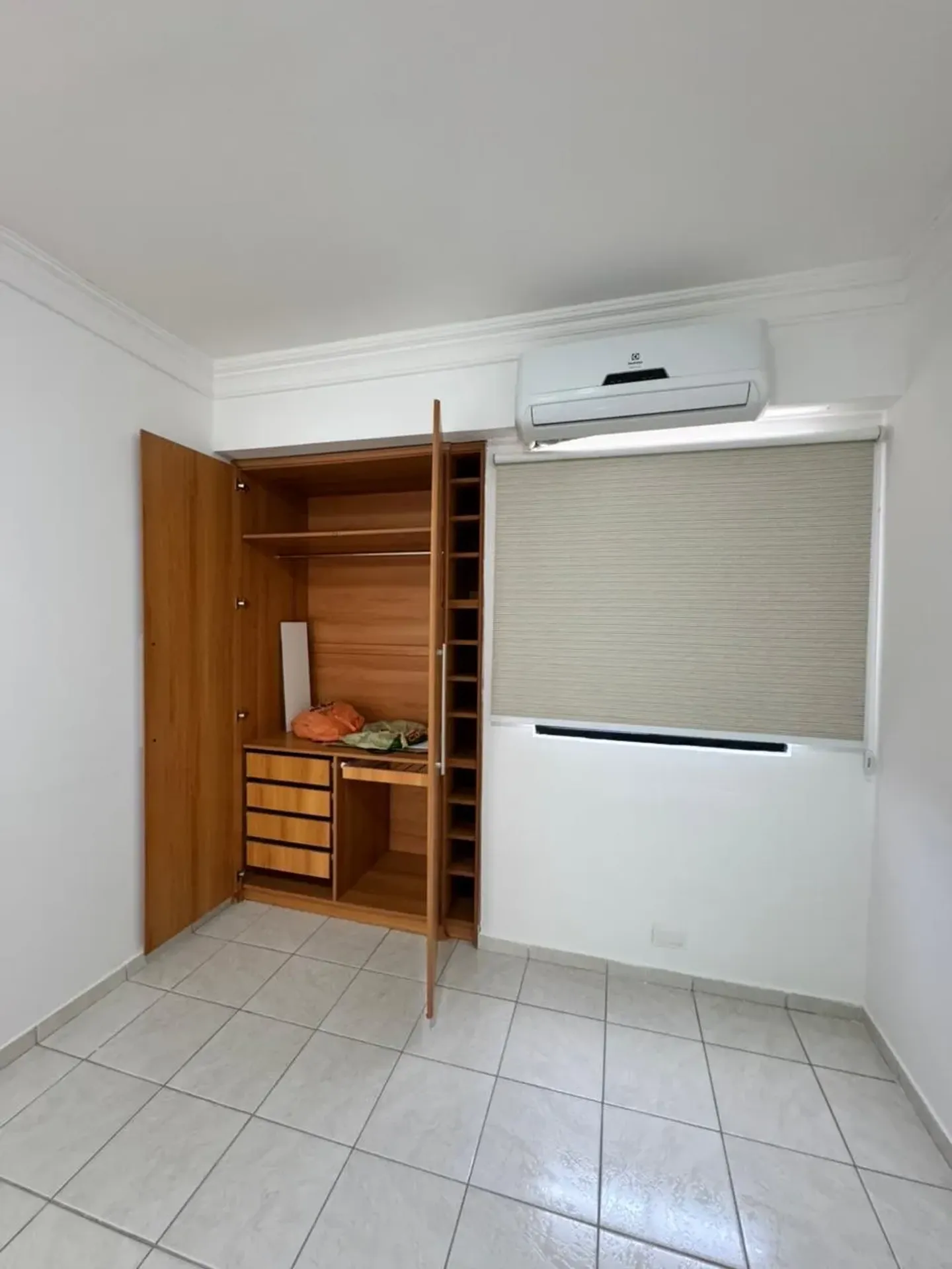 127 m² apartment with a separate kitchen and 3 bedrooms — photo 13