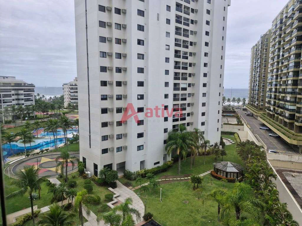 Furnished 131 m² apartment with 3 bedrooms and glass balcony — photo 25