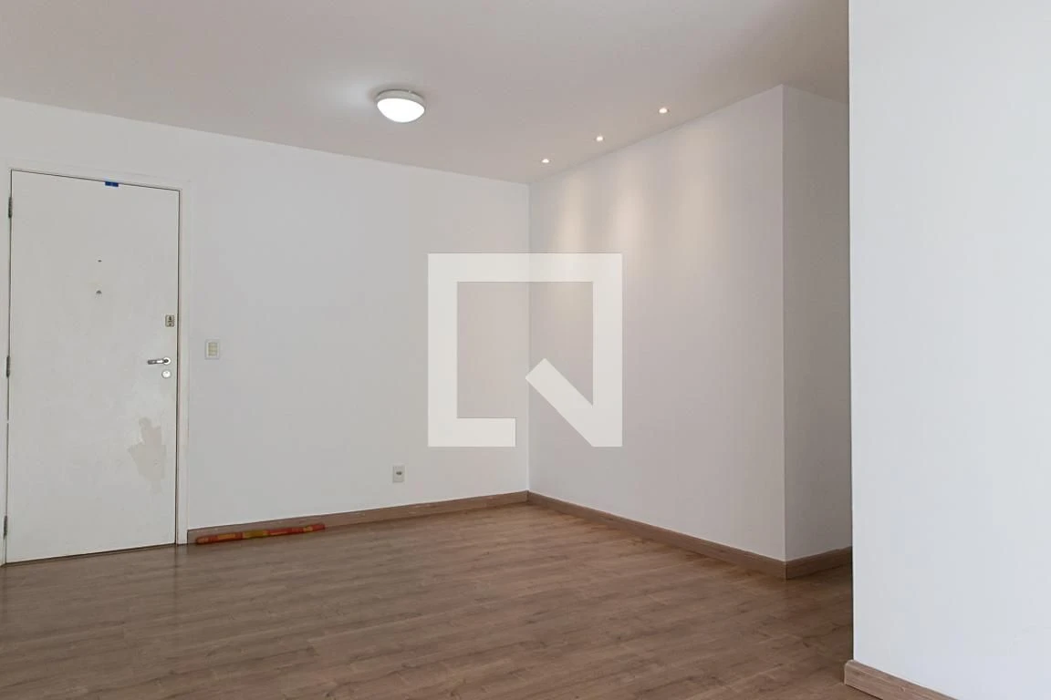 Apartment with 3 bedrooms, balcony and private BBQ — photo 45
