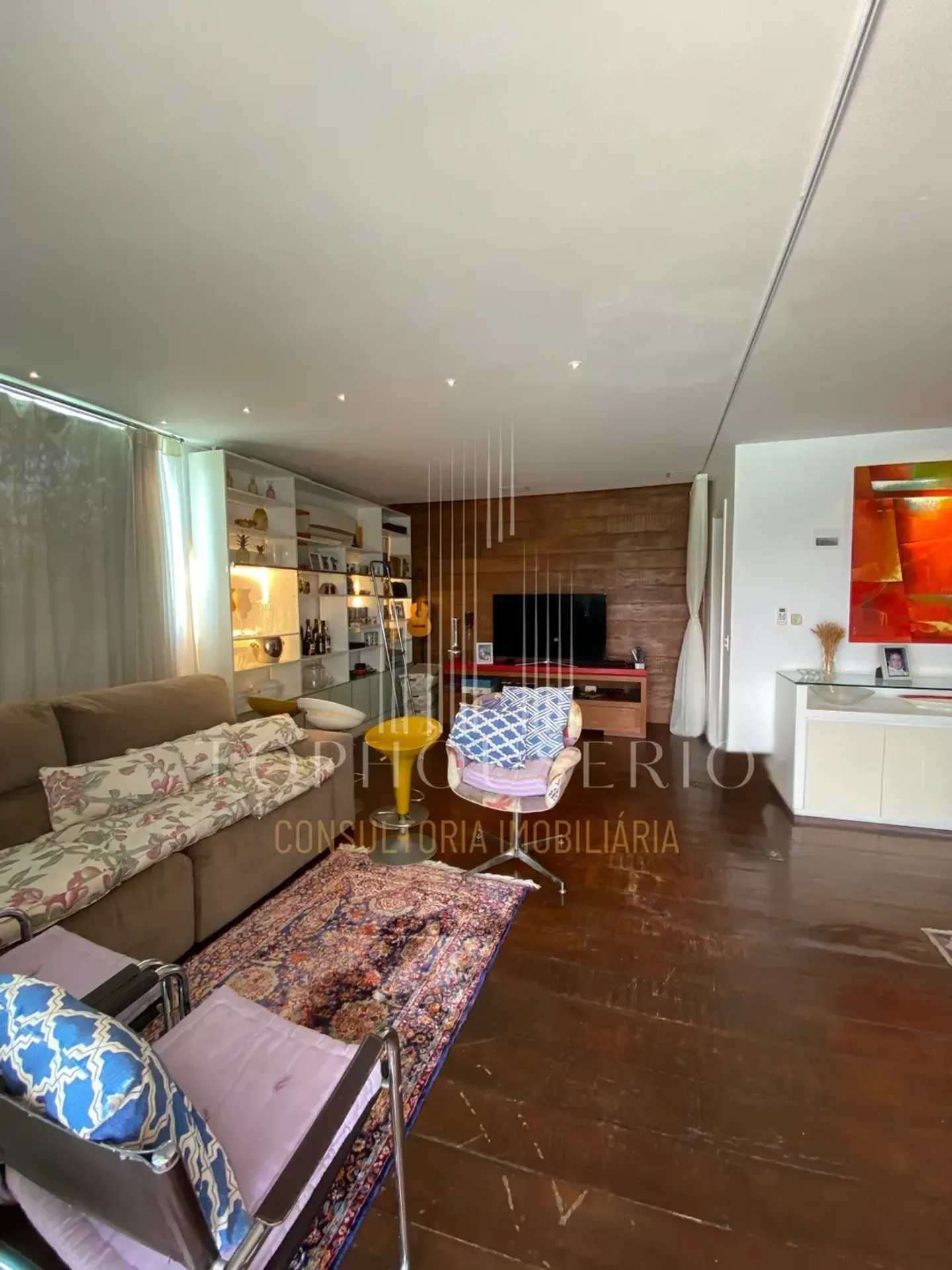 Furnished penthouse with 3 bedrooms and 4 bathrooms — photo 16