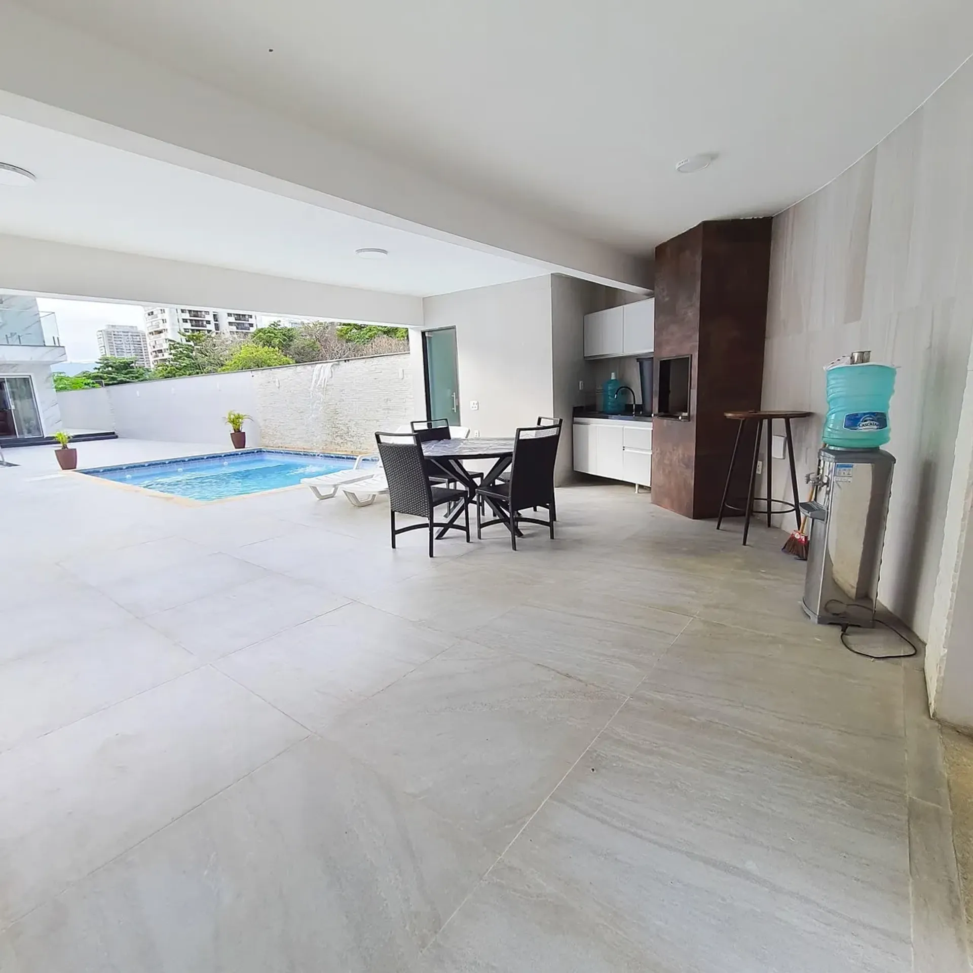 Casa de 4 dormitorios con balcón gourmet en Rio de Janeiro — photo 19