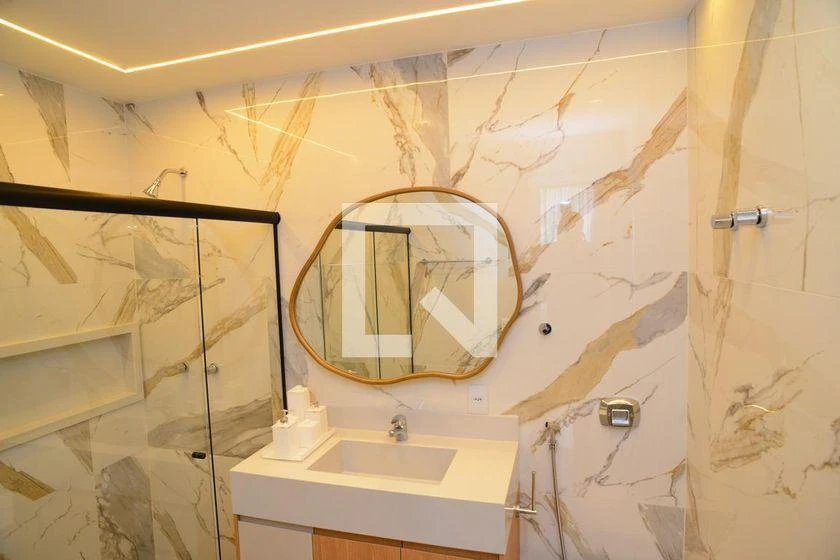 320 m² furnished penthouse with 4 bedrooms and 7 baths — photo 41