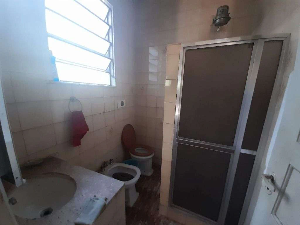 Casa mobiliada com 4 quartos e cozinha com fogão a gás — photo 11