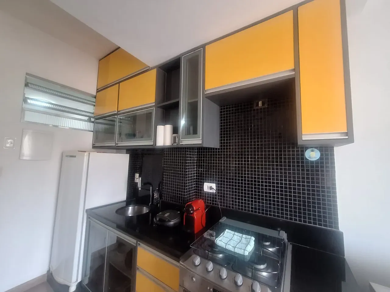 Furnished studio with 25 m², 1 bedroom and 1 bathroom — photo 9
