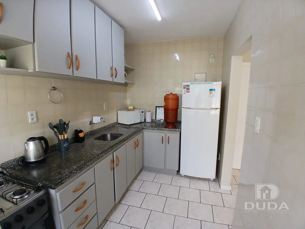 2-bedroom apartment with a washing machine in Florianópolis — photo 2