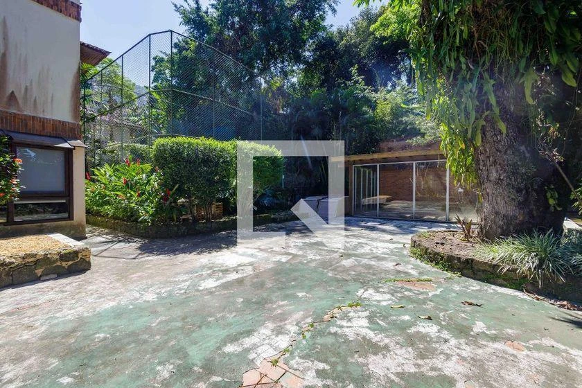 Casa para locação com 5 quartos, 902 m² e 6 vagas — photo 32