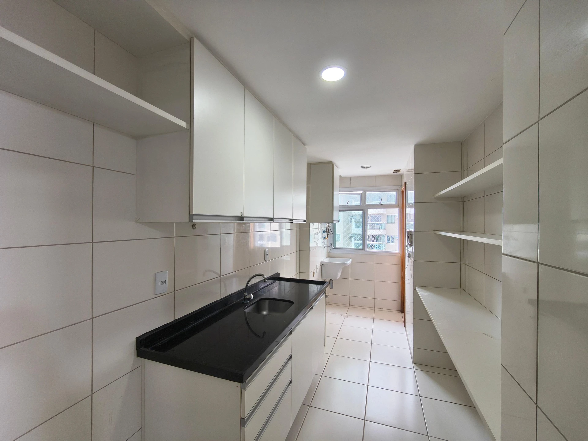 3-bedroom apartment in a building with a sauna — photo 5