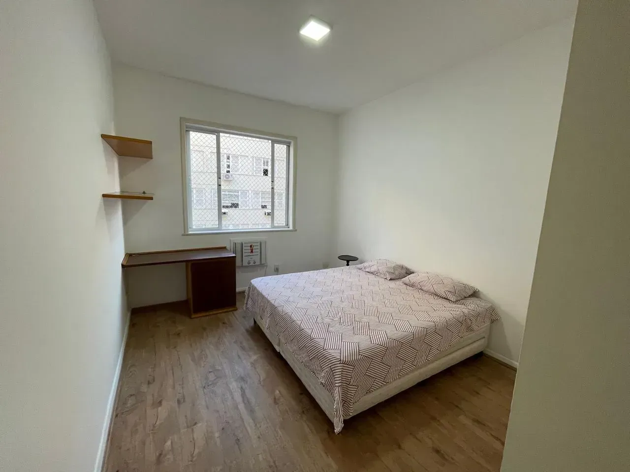 Furnished 3-bedroom apartment with a parking space — photo 14