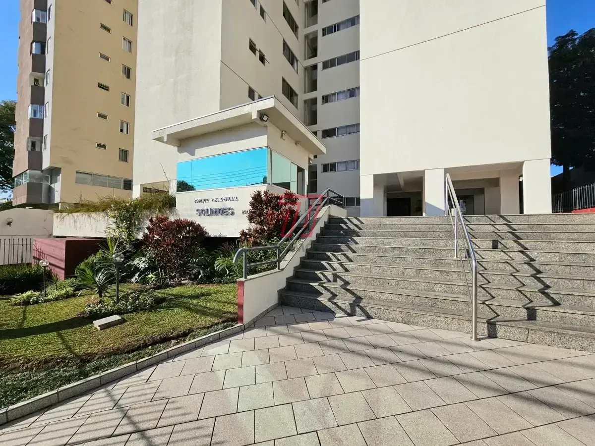 Rental apartment with 3 bedrooms and a balcony — photo 24