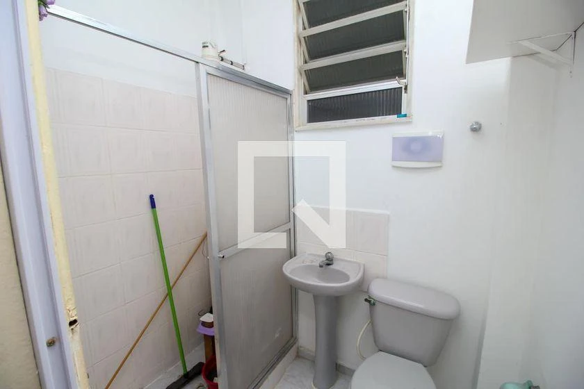 Monoambiente con piso de madera o laminado en Rio de Janeiro — photo 5