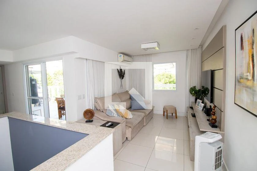 Мебльована квартира 174 м² з 3 спальнями та відкритою кухнею