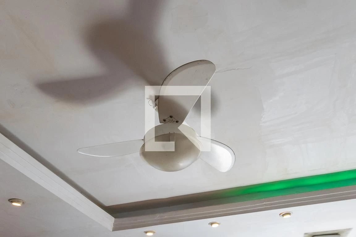 Furnished 227 m² house with a private garden — photo 8