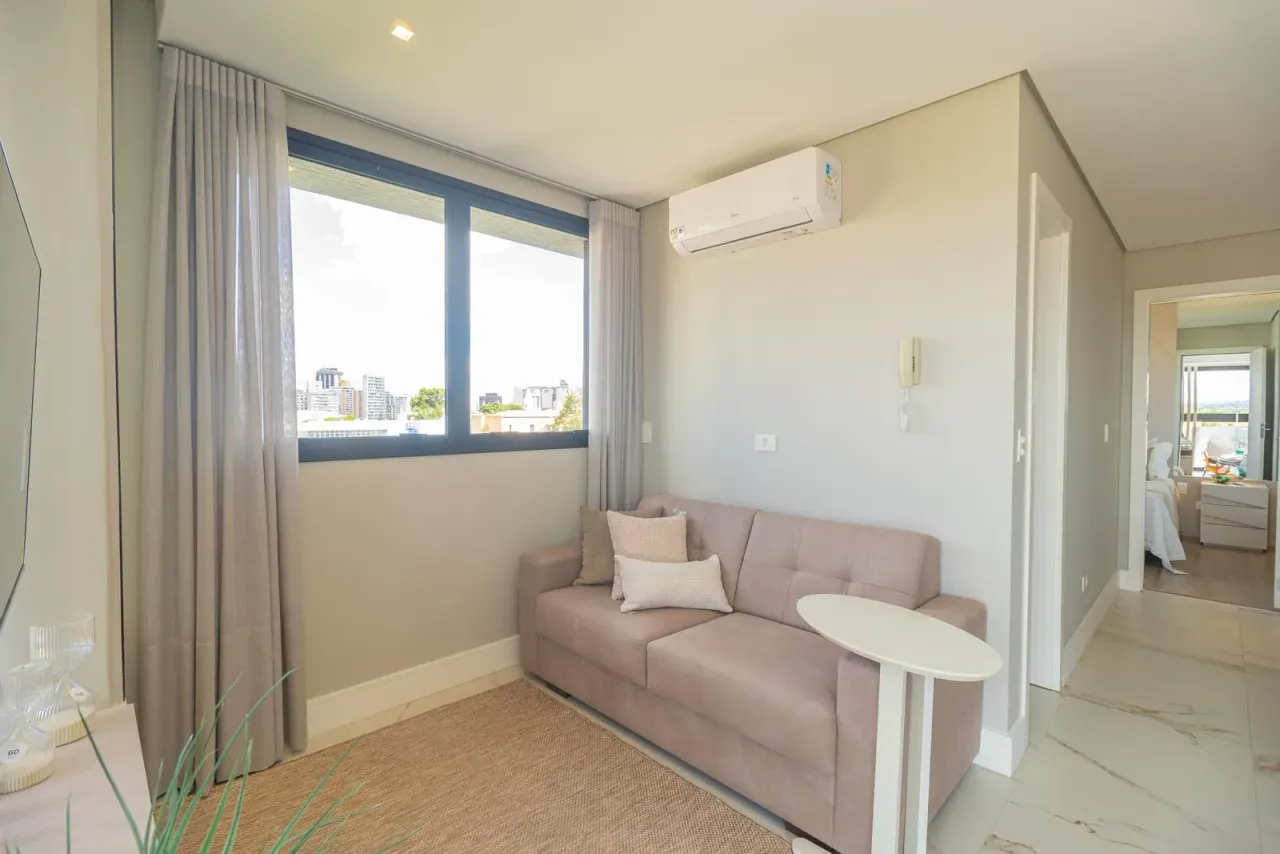 Furnished 1-bedroom apartment with open-plan kitchen — photo 17