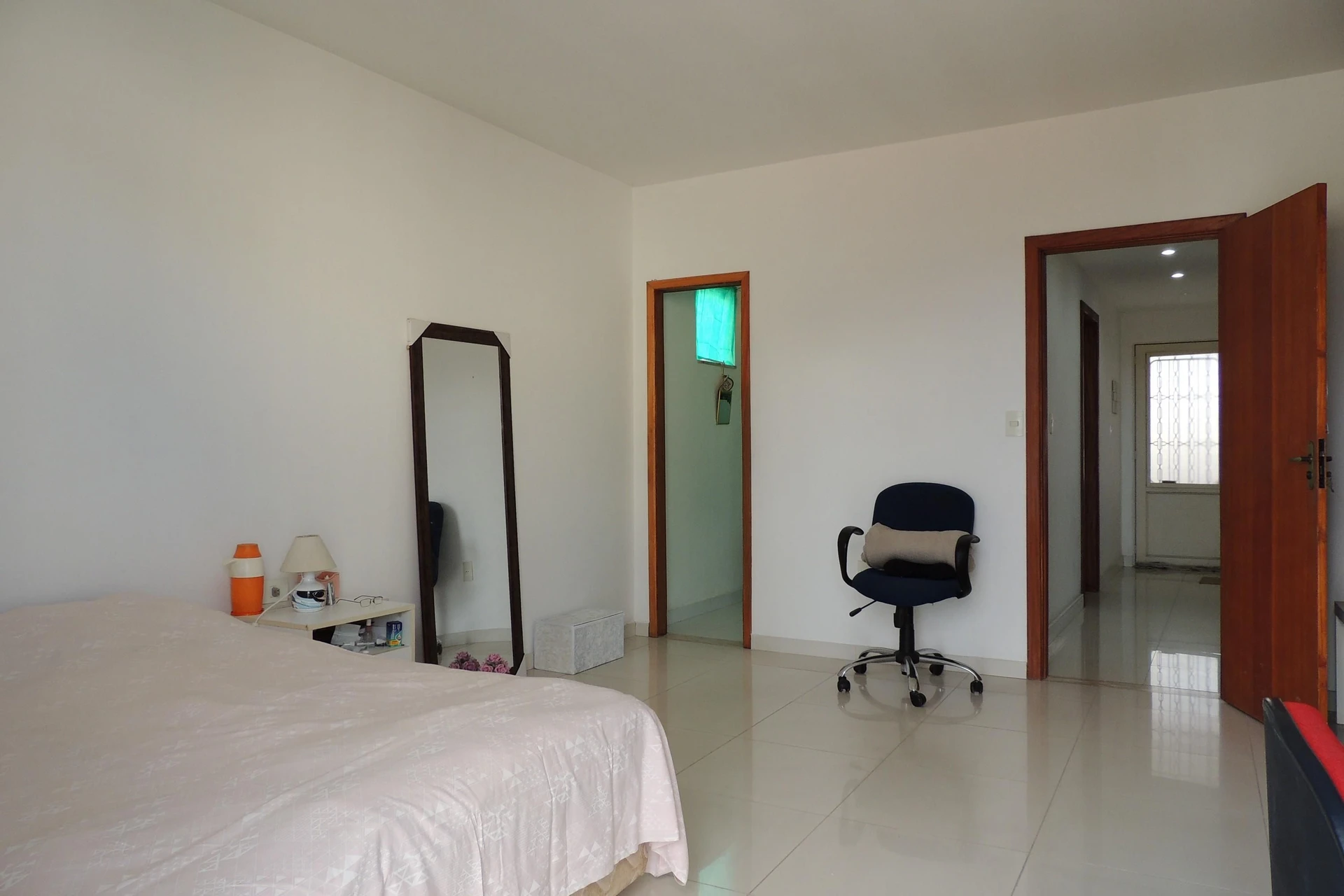 Vista a la montaña y 5 dormitorios: casa de 900 m² — photo 21
