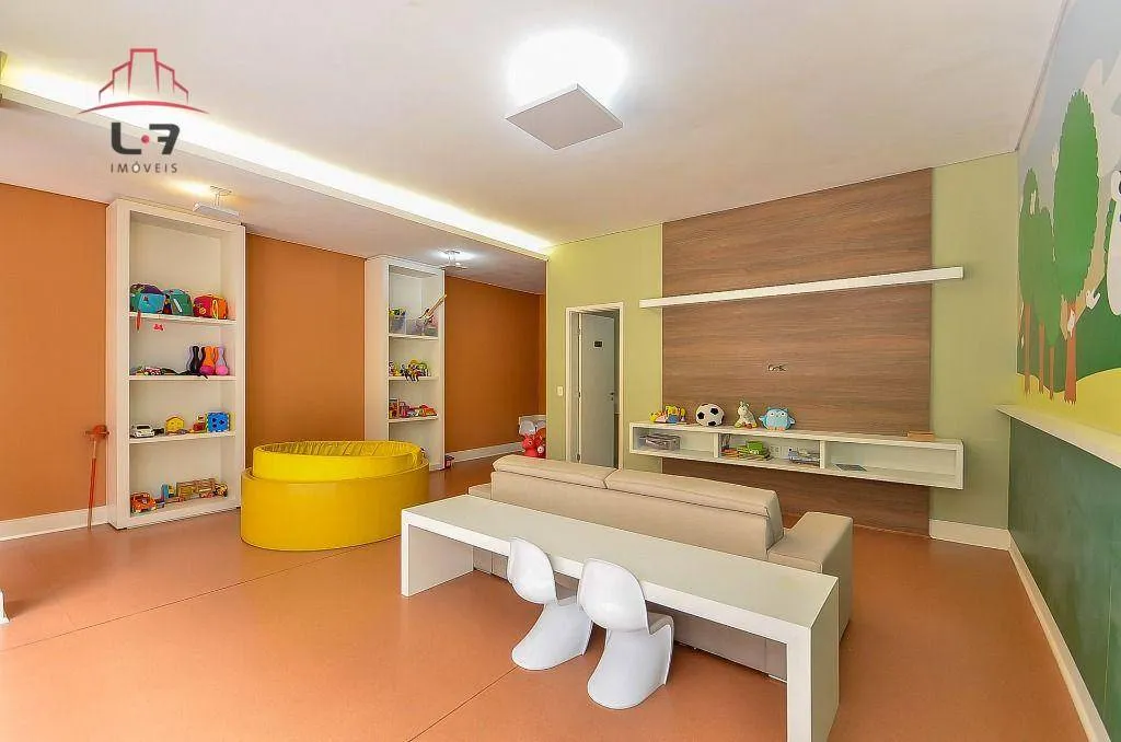 3-bedroom apartment with a grill on the balcony — photo 48