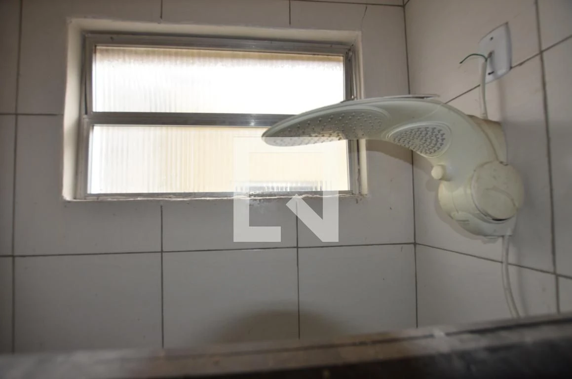 Будинок без меблів із вбудованою кухнею та приватним садом — photo 10