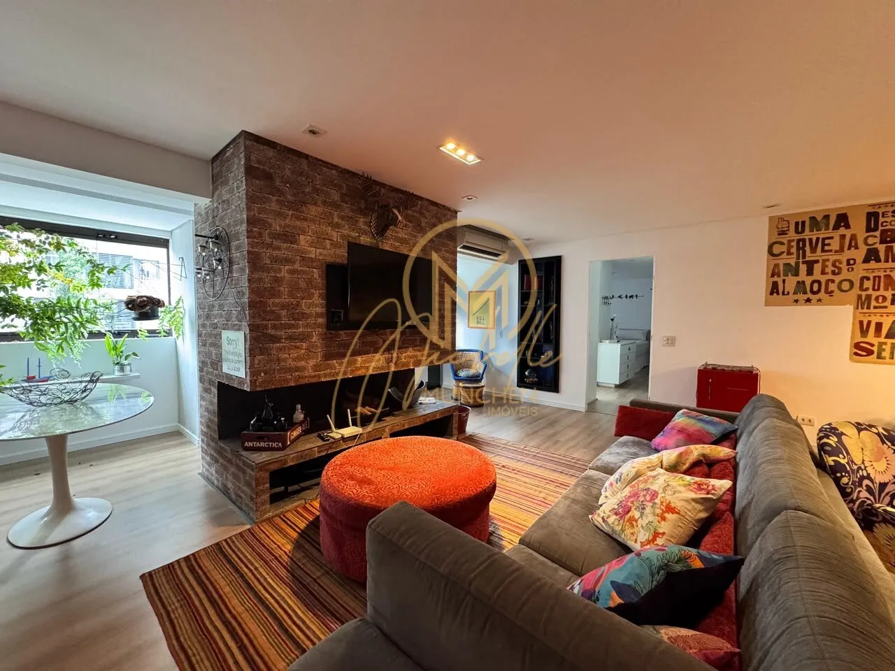 Furnished 160 m² apartment with 3 bedrooms and 4 baths — photo 15
