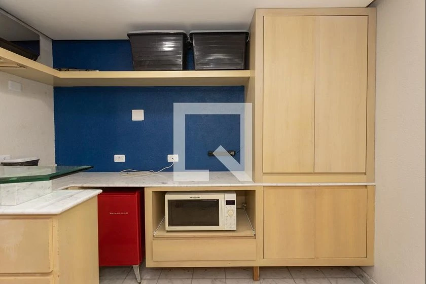 Studio with en-suite bedroom and a balcony — photo 8
