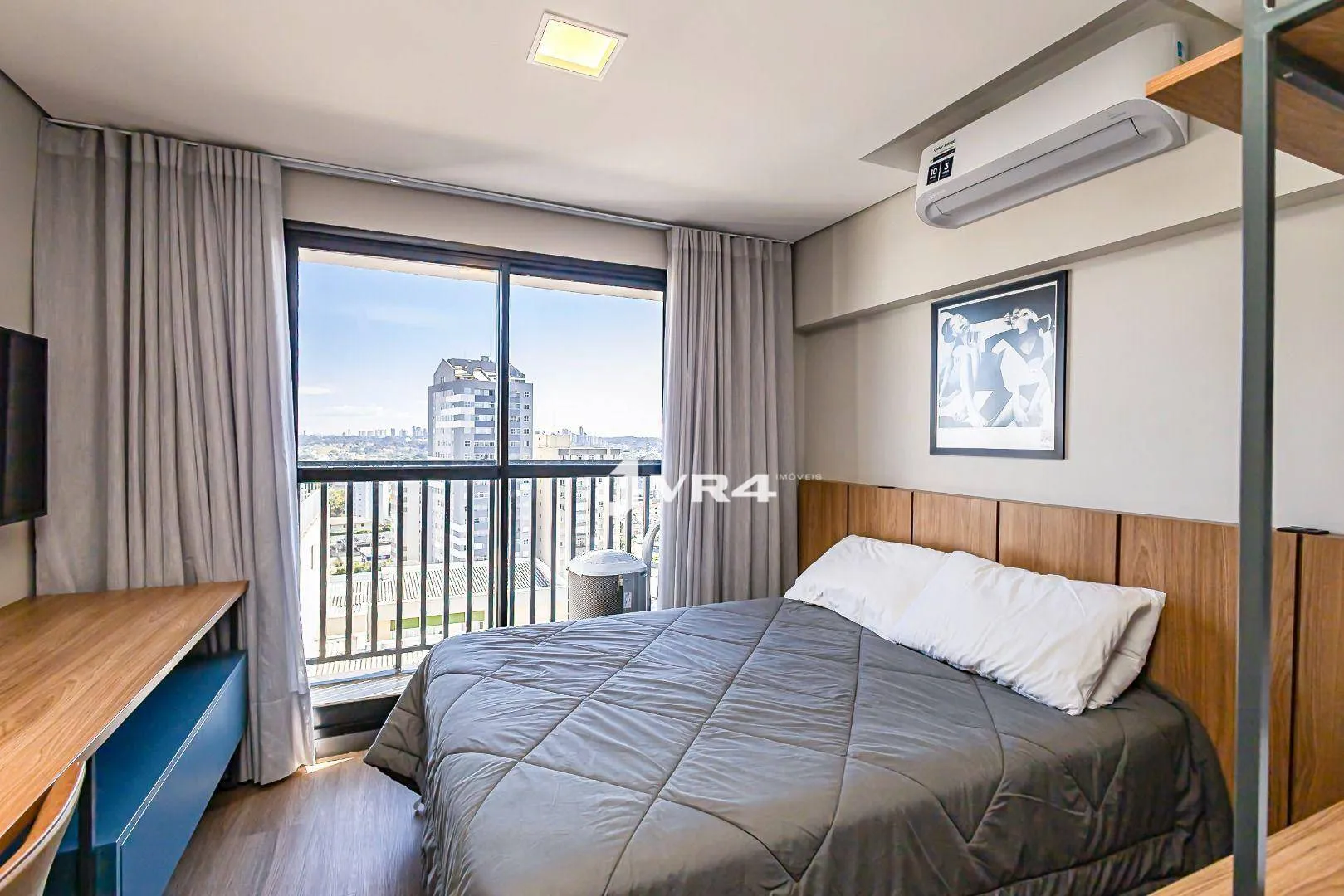 Furnished studio with balcony and private BBQ — photo 2