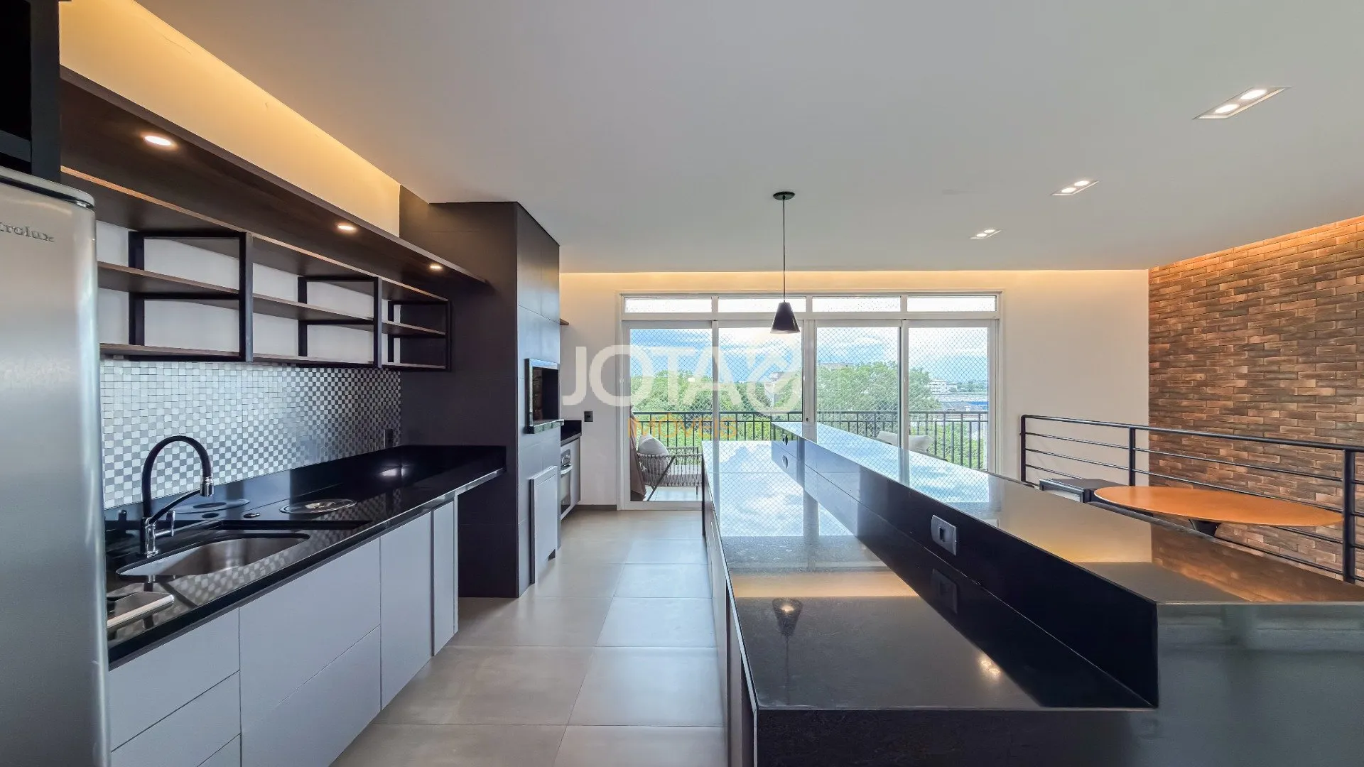 Куполоподібна квартира з 2 спальнями і 284 м² — photo 35