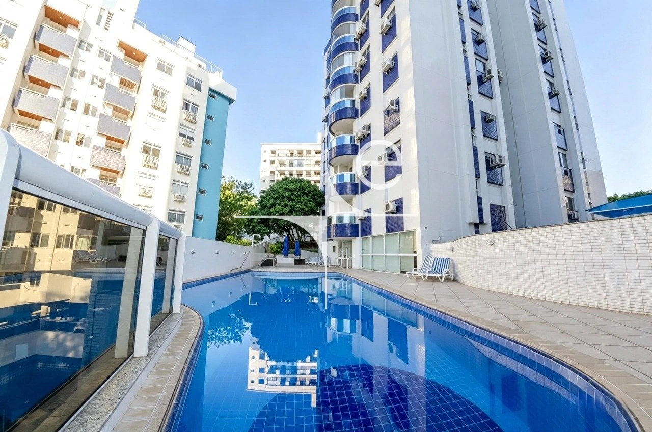 Furnished apartment, 85 m², with a glass-enclosed balcony — photo 16