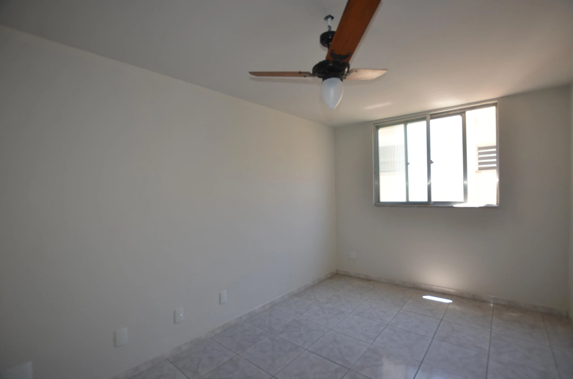 Apartamento sem mobília com cozinha separada e 2 quartos — photo 19