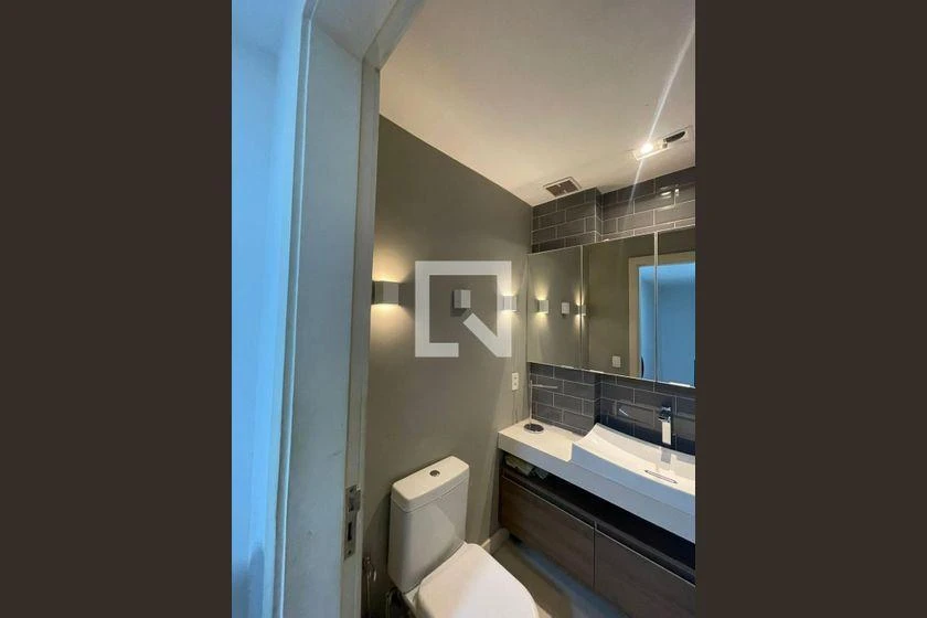Apartamento mobiliado com 3 quartos e 280 m² — photo 17