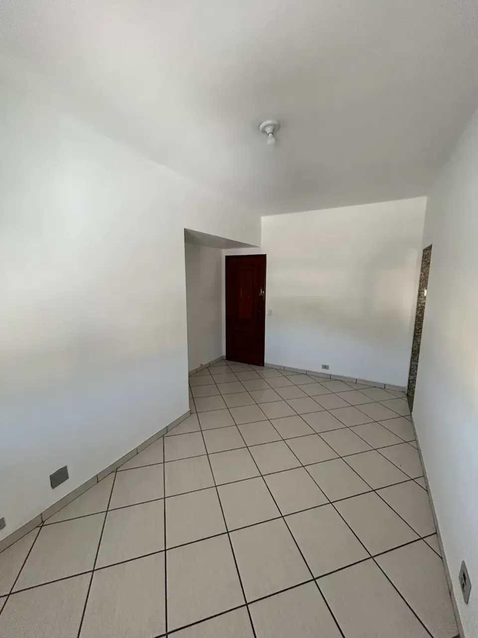 2-bedroom apartment with tile flooring