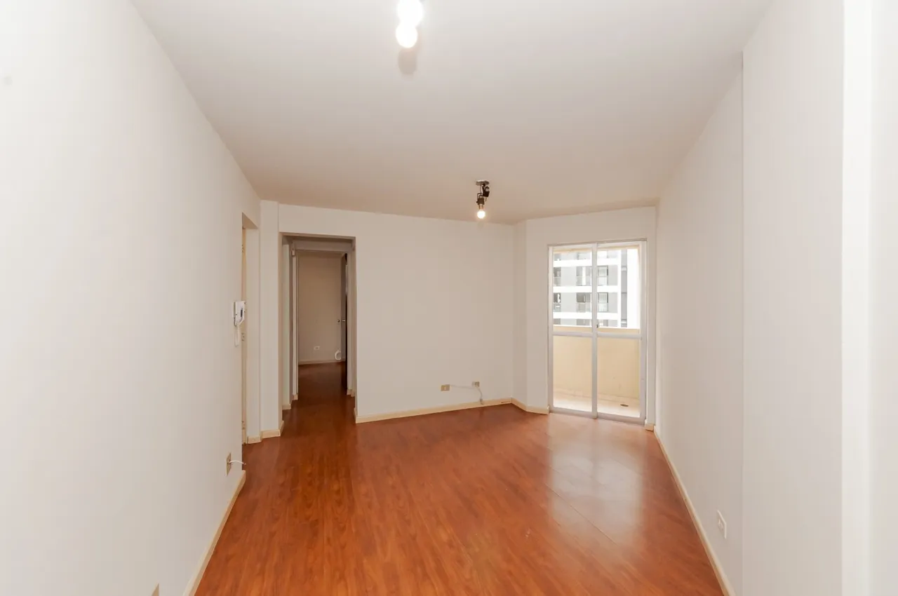1-bedroom apartment with a balcony and 37 m² — photo 7
