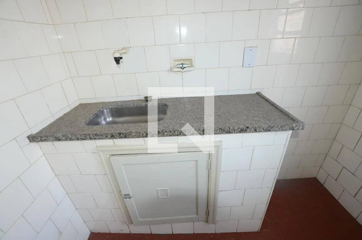 Rental apartment with 2 bedrooms and 1 bathroom — photo 28