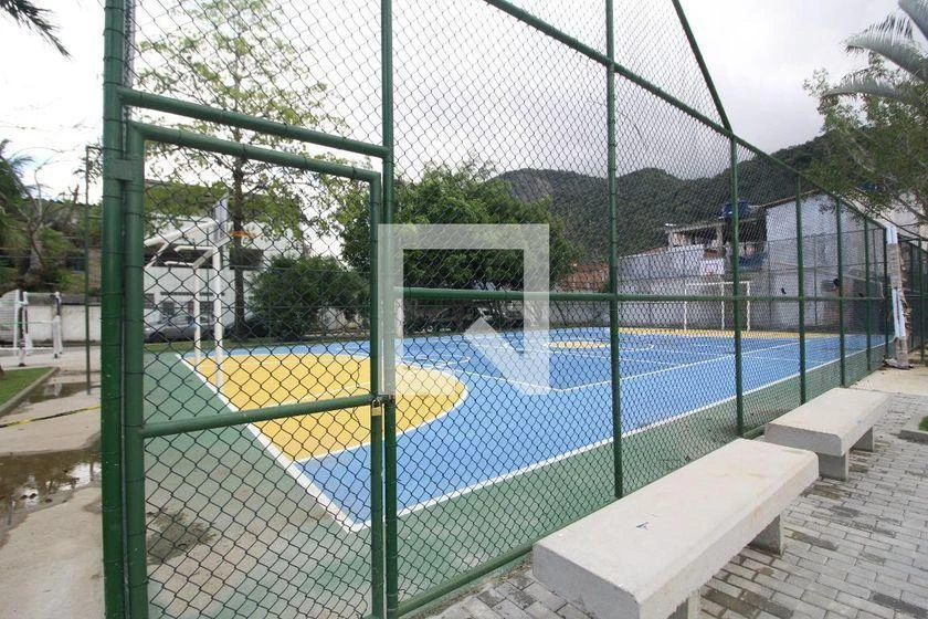 Casa para aluguel com 4 quartos e 240 m² — photo 9