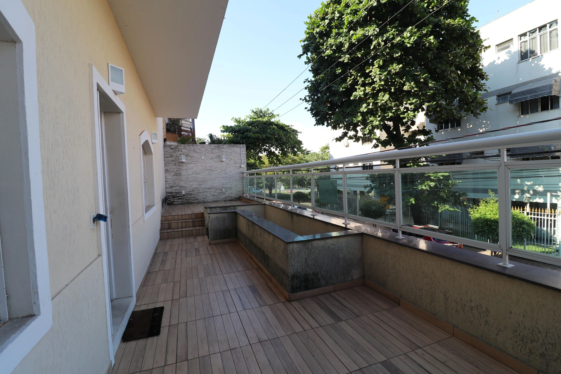 Furnished house with 3 bedrooms and a private garden — photo 17