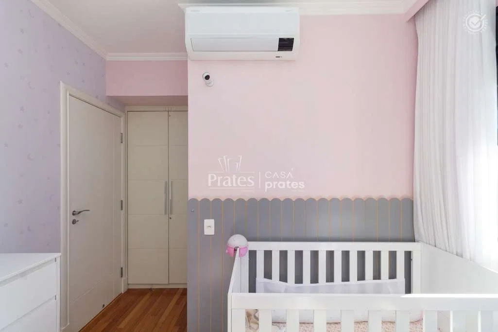 3-bedroom apartment with a bathtub — photo 14