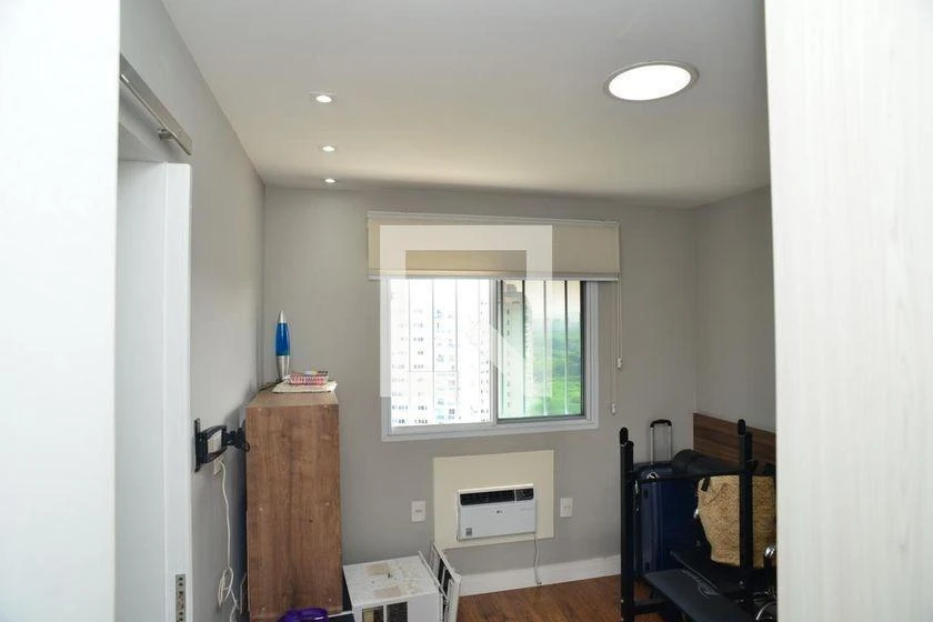 4-bedroom apartment with 250 m² and 3 en-suite baths — photo 48