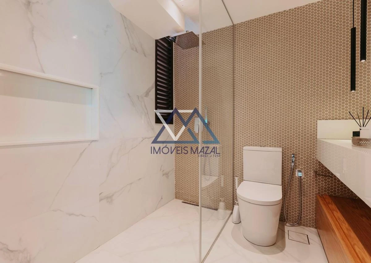 Ванна та 1 спальня: квартира 200 м² — photo 39
