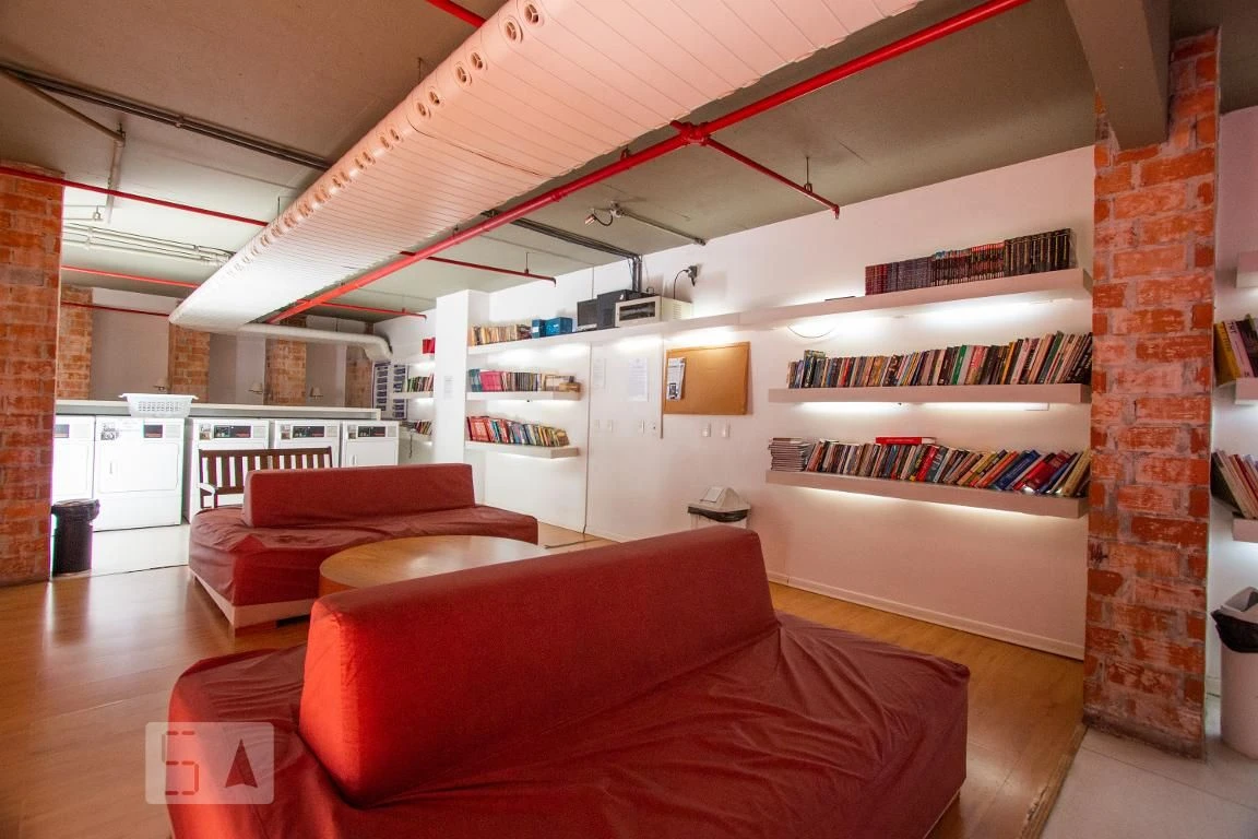 Home office in a 2-bedroom apartment, 60 m² — photo 32