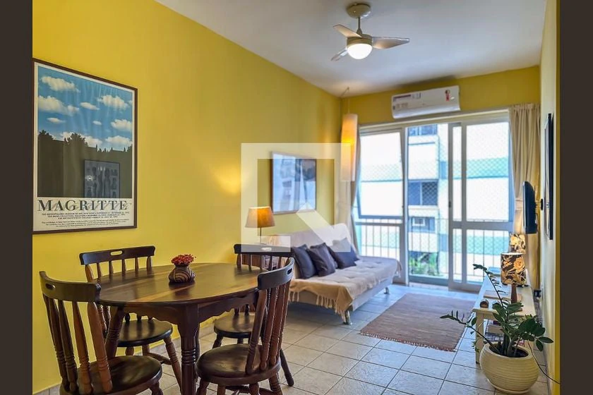 1-bedroom apartment with 2 bathrooms and a balcony — photo 13