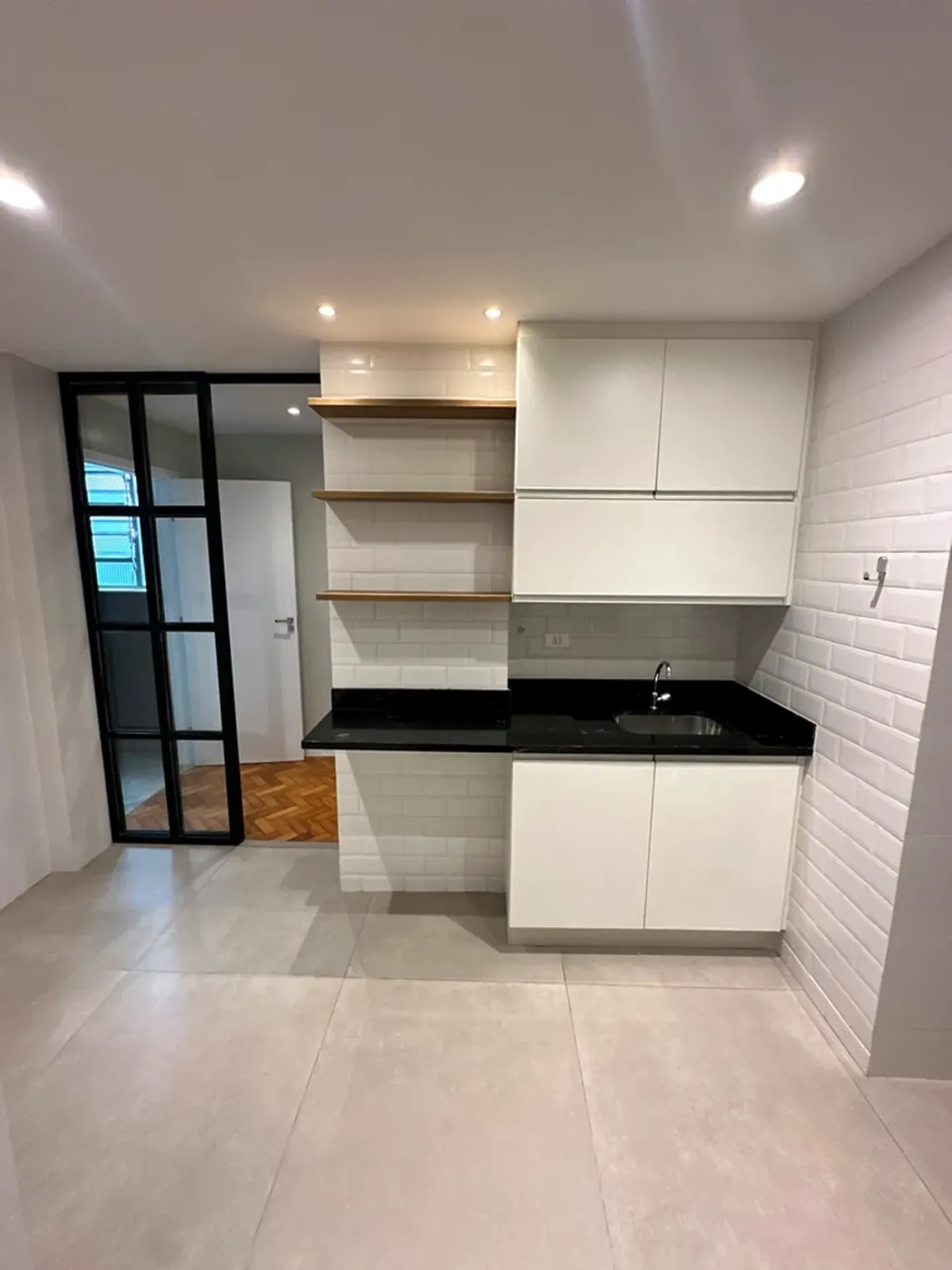 75 m² apartment with 2 bedrooms and 2 bathrooms — photo 24