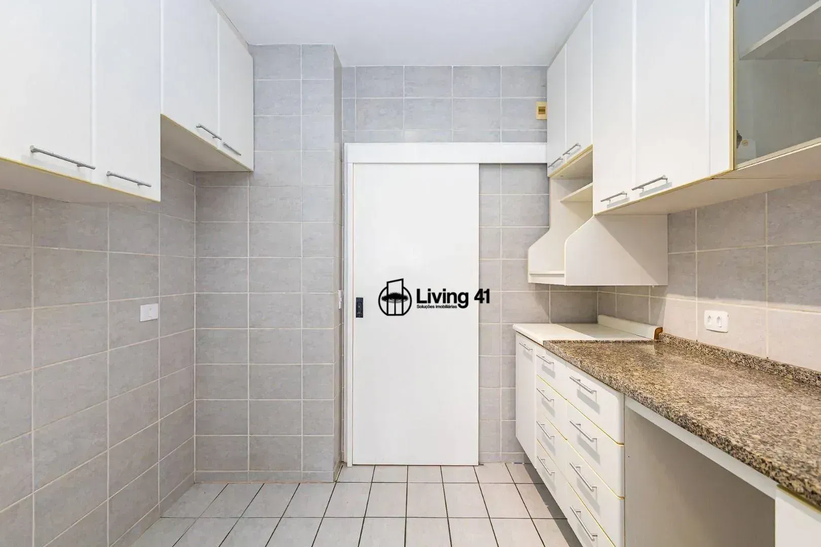 Квартира с 3 спальнями, 81 м² и 2 местами — photo 13
