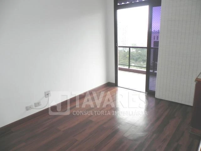 3-bedroom apartment with a home office — photo 5