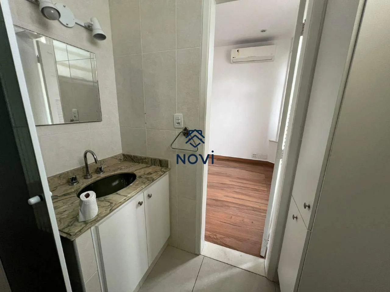 Квартира з 2 спальнями та пральною машиною — photo 21