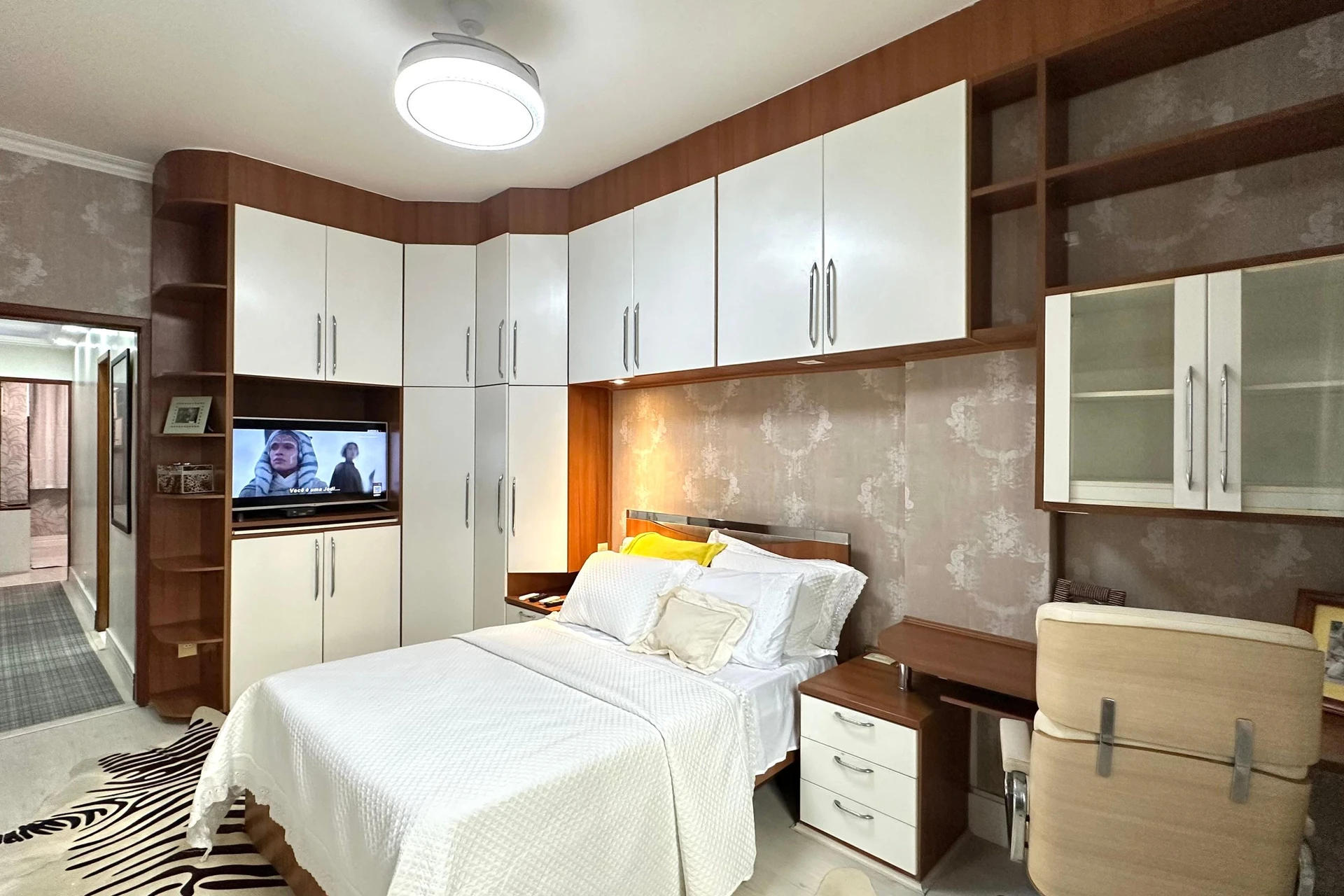3-bedroom apartment with a home office in Rio de Janeiro — photo 33