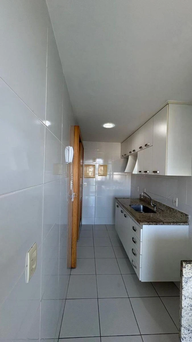77 m² apartment with 3 bedrooms, balcony and 1 parking — photo 22