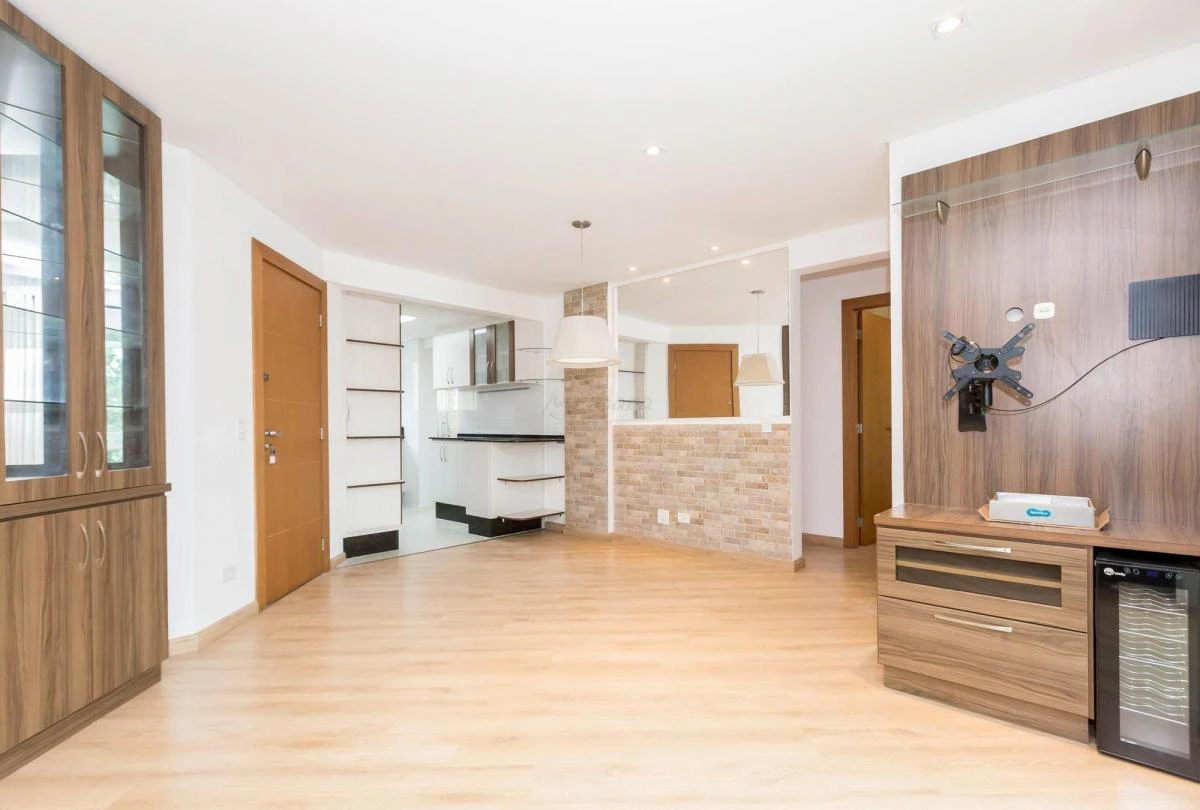 Apartment, 72 m², with a glass-enclosed balcony — photo 7
