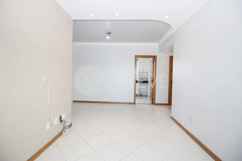 Apartment, 93 m², with a glass-enclosed balcony — photo 10