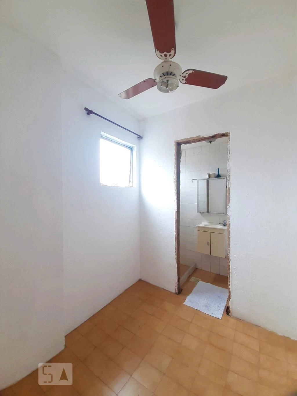 2-bedroom apartment with a mountain view in Rio de Janeiro — photo 33