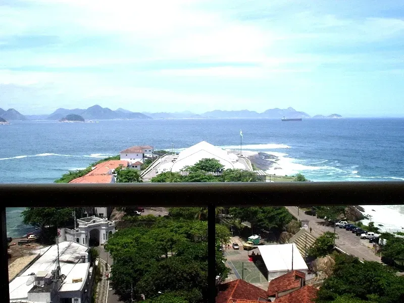 2-bedroom apartment with a water view in Rio de Janeiro — photo 3