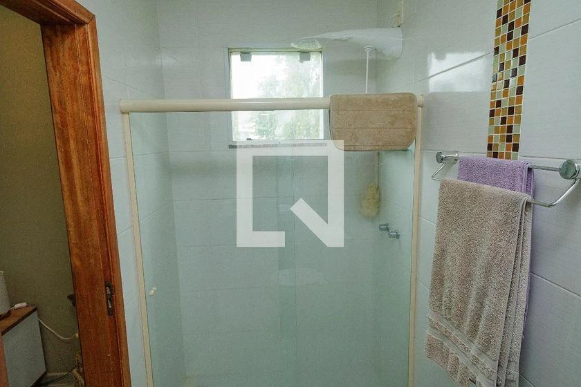 Furnished house with 3 bedrooms and 180 m² — photo 9