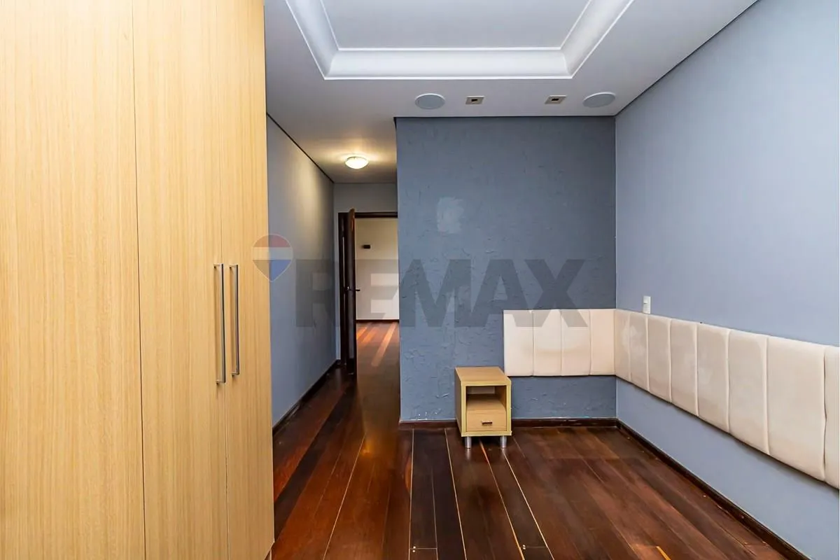 Casa de 303 m² com 4 quartos e churrasqueira privativa — photo 21